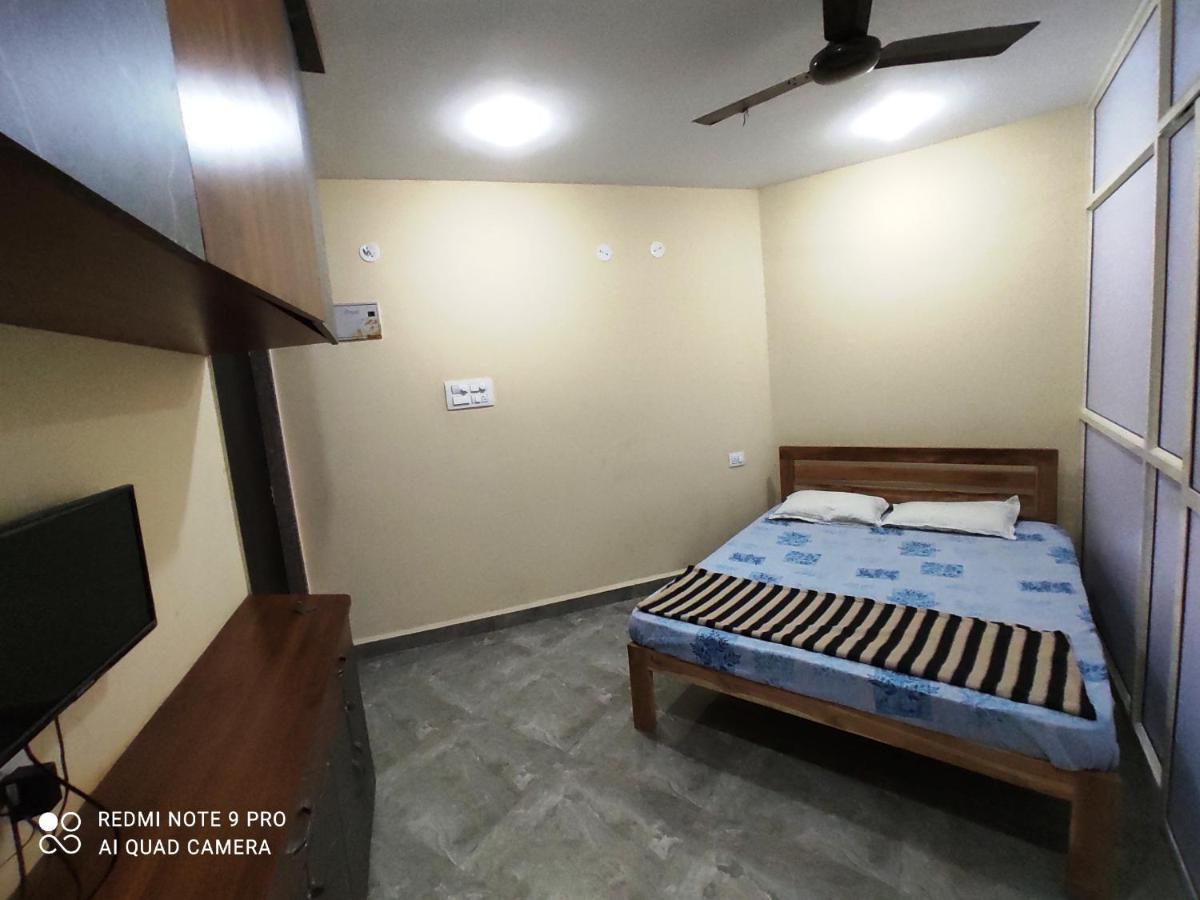 Godwill Kimo Guest House Seraulim Мадгаон Екстериор снимка
